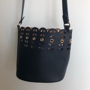 Stella & Dot Navy Blue Bucket Bag